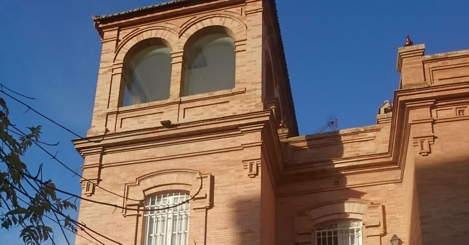 Oportunidad inmobiliaria: edificios de oficinas en venta en Sevilla | VELCASA inmobiliaria en Sevilla